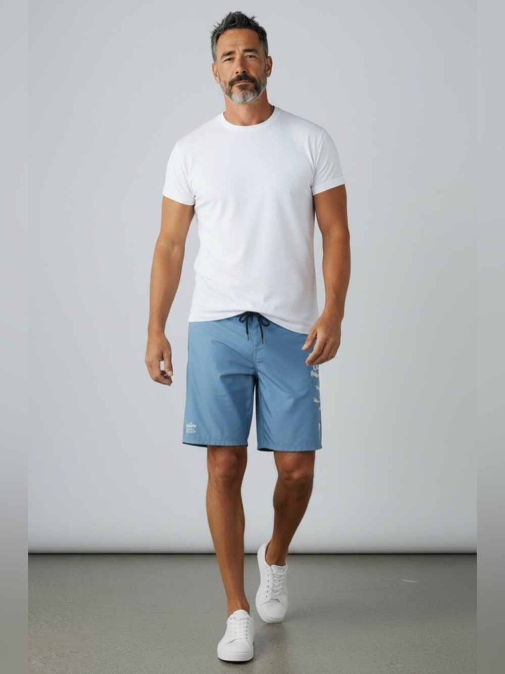 Salt Life SLX QB Light Blue Board Shorts Ultra Soft Size 36 Mens Beach Swimwear
